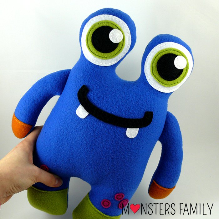 LoveMonsterLand's tweet photo. Two eye Monster! https://t.co/uM07HuCR29
#DifferenceMakesUs #kawaii #Monsters #PlushToy #Christmas #etsychaching #epiconetsy #craftshout https://t.co/2wowtfNCkt
