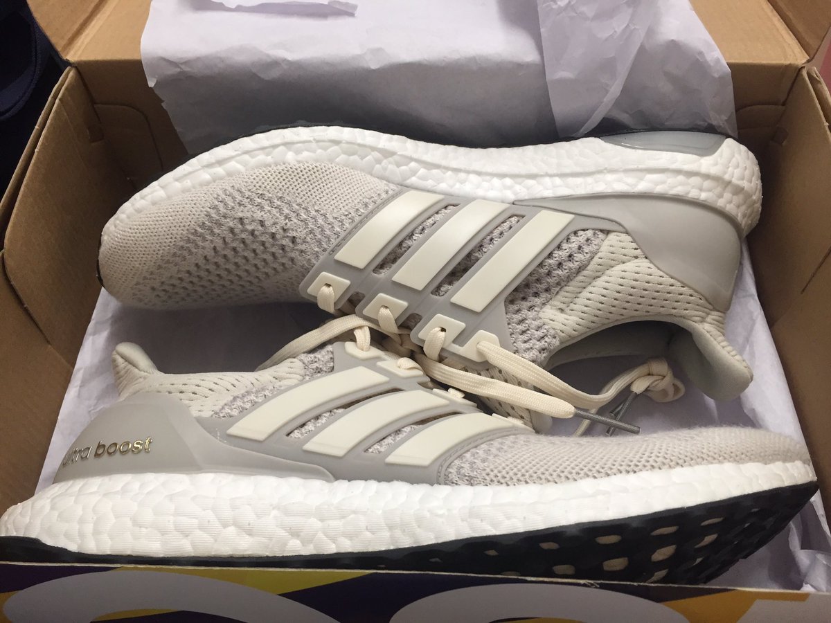 KFCBarstool's tweet photo. Shout out to the dudes at @Twenty20LA. Hooked it up with the cream colored boosts 🔌🔌🔌 https://t.co/U8WpKiLefv