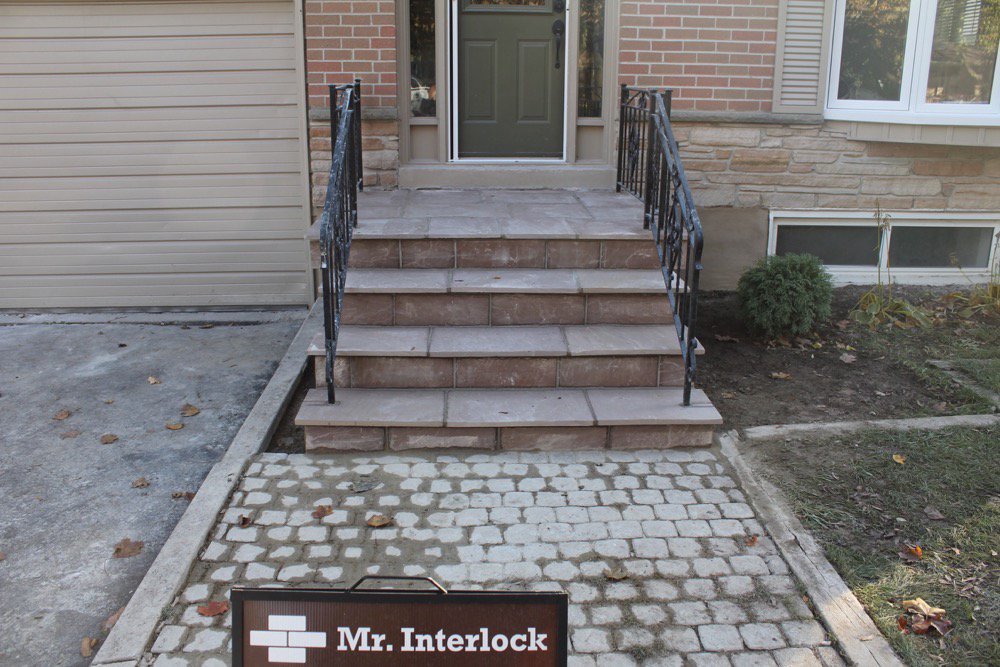 MrInterlock's tweet photo. Autumn Brown #MrInterlock #FlagstoneFridays #DoItOnceDoItRight https://t.co/BG3LHPFZIz