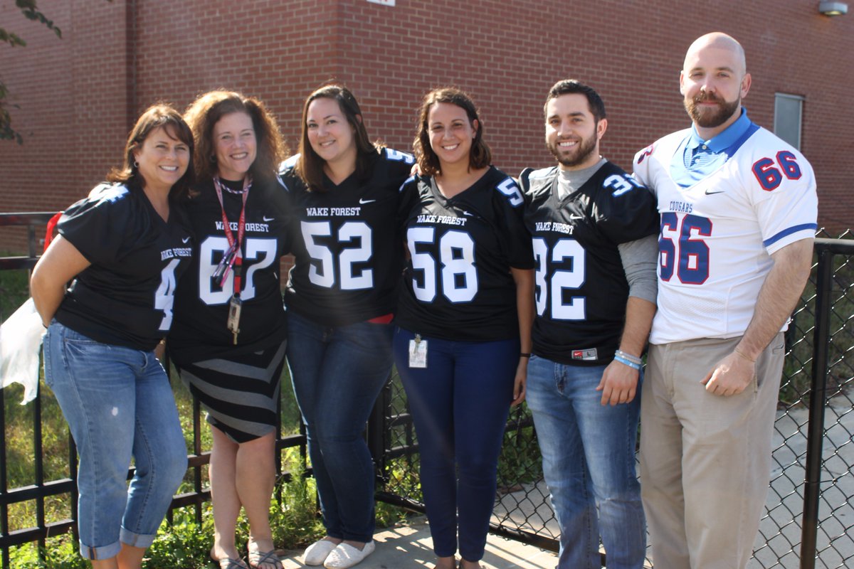 WFHSForester's tweet photo. WFHS Student Services show their Cougar Pride on Spirit Day! #homecomingweek2016 #getfiredup https://t.co/4XFDgHy9wc