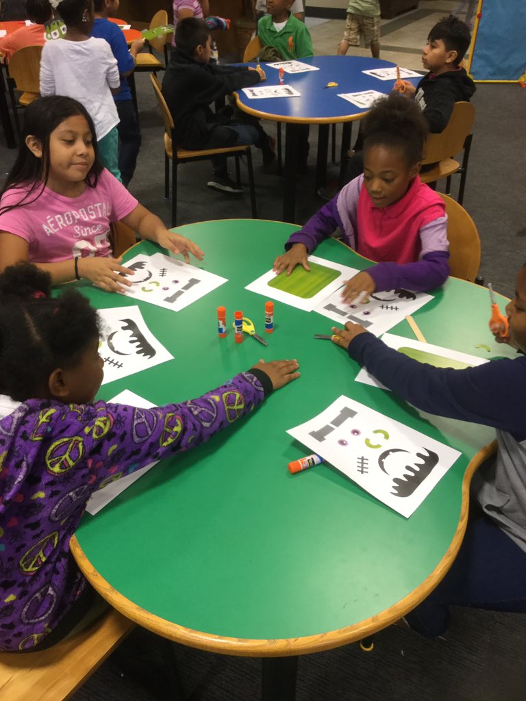 FarleyClass's tweet photo. Students ❤️making Frankenstein masks! #fieldtripsarefun #readingisfun #gcs2016 @WEStriplin @gadsdenlibrary https://t.co/MqeTLPdMAA