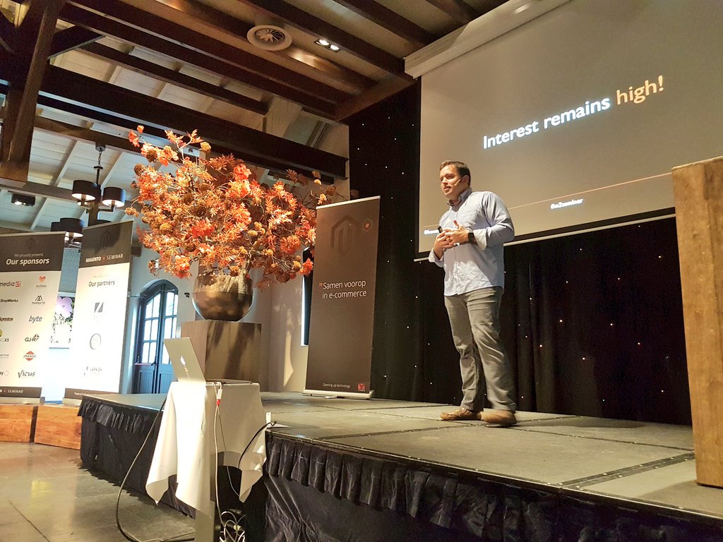 Dutchento's tweet photo. #m2seminar vandaag in Utrecht was weer super: veel mensen bijgepraat over Magento 2! https://t.co/l5v7qClKCw