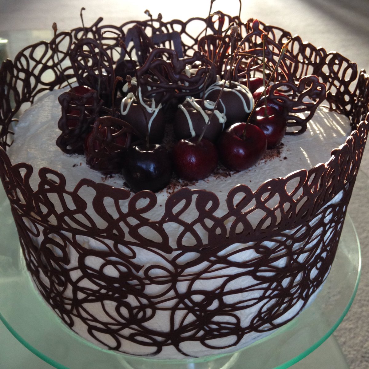 <a href="/thepinkwhisk/">Ruth Clemens</a> <a href="/bakewithstork/">Stork</a> and here's one I prepared earlier. #perfectinstructions