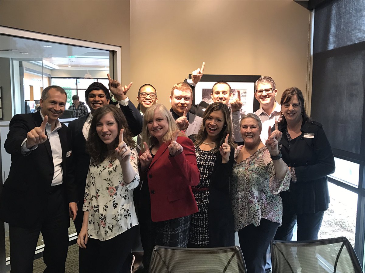 travisimpson's tweet photo. Way to go Auburn - nice to have our CEO visit! https://t.co/SpjH8PNNtj