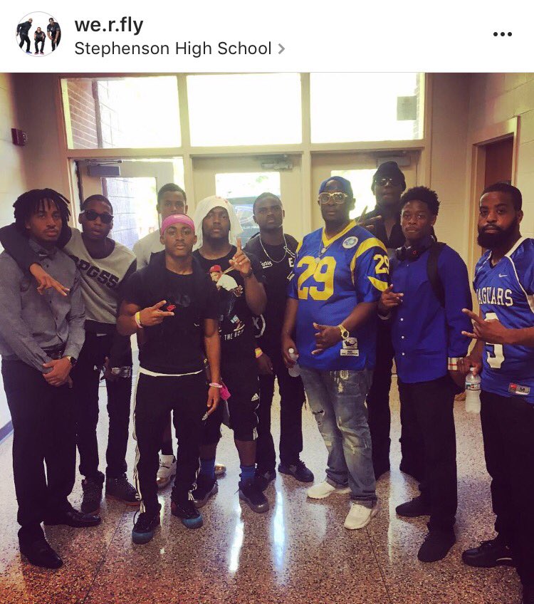 WE_R_FLY's tweet photo. πF.L.Y. π I N V A D E R S at Stephenson High School Homecoming Pep Rally #3FLY #StephensonHigh #FLYinvaders #dahigh #flyswagsurfchallenge https://t.co/7tCq2fuEBJ