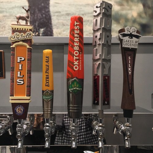 Not only is Mia open late (til 9 pm) on #Fridays, but #HappyHour <a href="/Agra_Culture/">Agra Culture</a> starts early--at 2:30pm! See u soon! bit.ly/2eBB7Gv