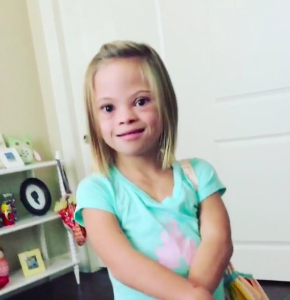 parents's tweet photo. What a truly amazing little girl!
https://t.co/75lMSg8aQT https://t.co/Clk9gzouHp