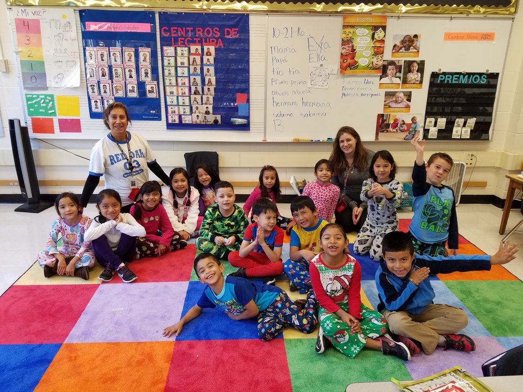 MsGistenson's tweet photo. pajama day today in 1G! #RedOakRockets https://t.co/yAPmCn11it