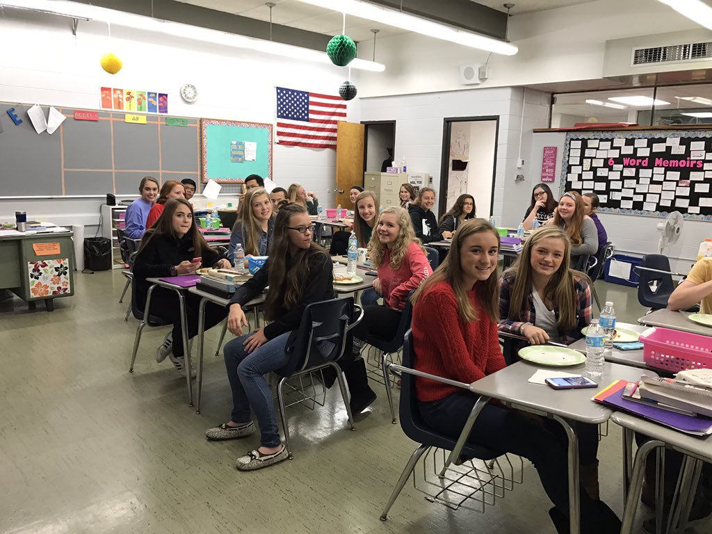 Soperclassroom's tweet photo. A fiesta celebrating finishing House on Mango and a Kahoot review for Friday! #mountienation1617 #Accel9 https://t.co/dNKYXd0BkI