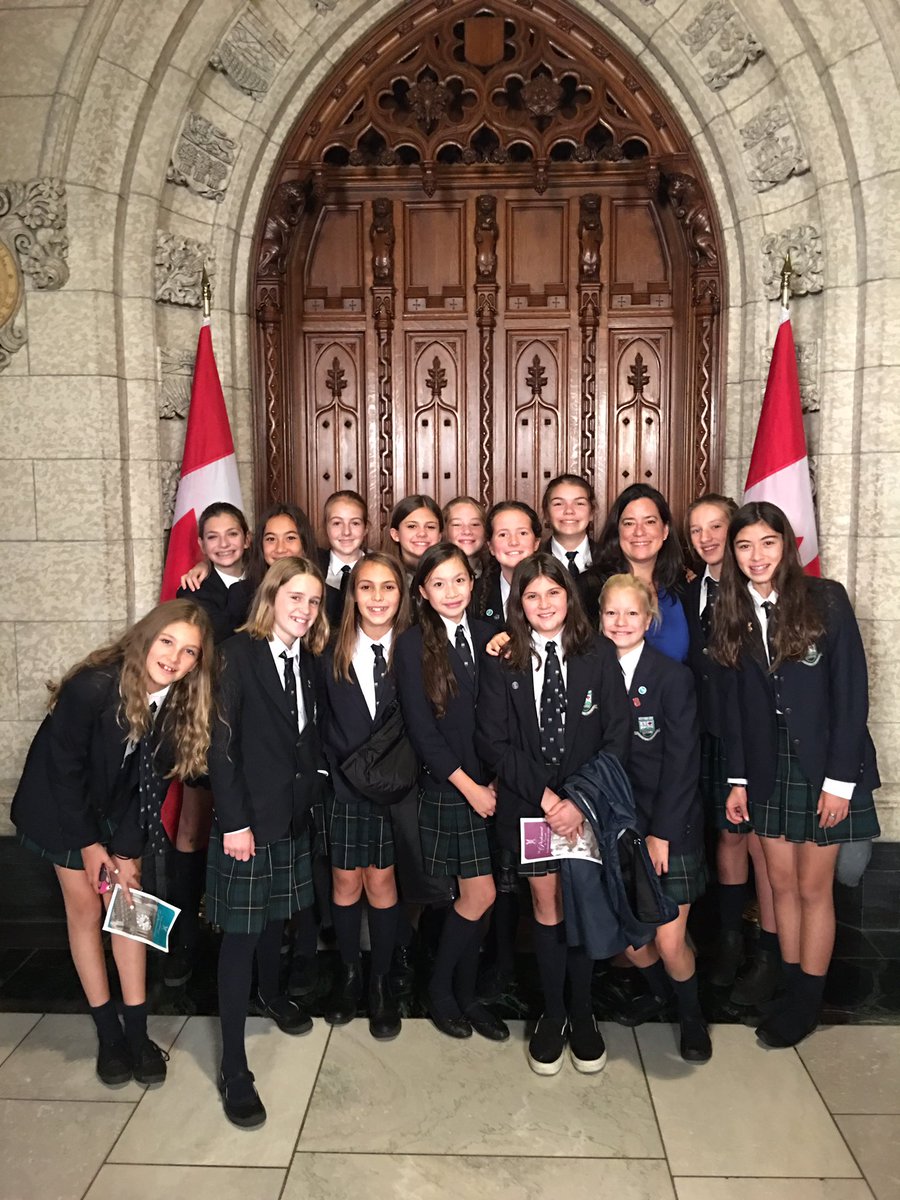 Puglaas's tweet image. Busy week on Parliament Hill-happy to end w/ visit from @wpgadotca students (incl Kady)-All excited to meet @KirstyDuncanMP &amp;amp; @janephilpott.