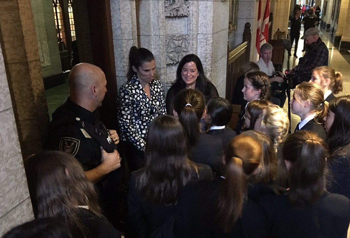 Puglaas's tweet image. Busy week on Parliament Hill-happy to end w/ visit from @wpgadotca students (incl Kady)-All excited to meet @KirstyDuncanMP &amp;amp; @janephilpott.