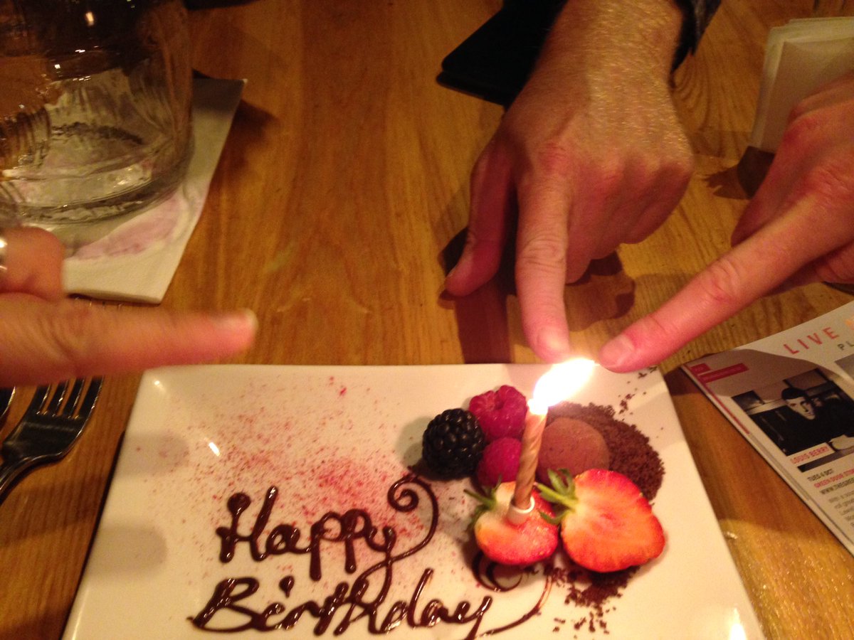 StudioAtextiles's tweet photo. #fashionfinger birthday https://t.co/zgZZC5bt9Y
