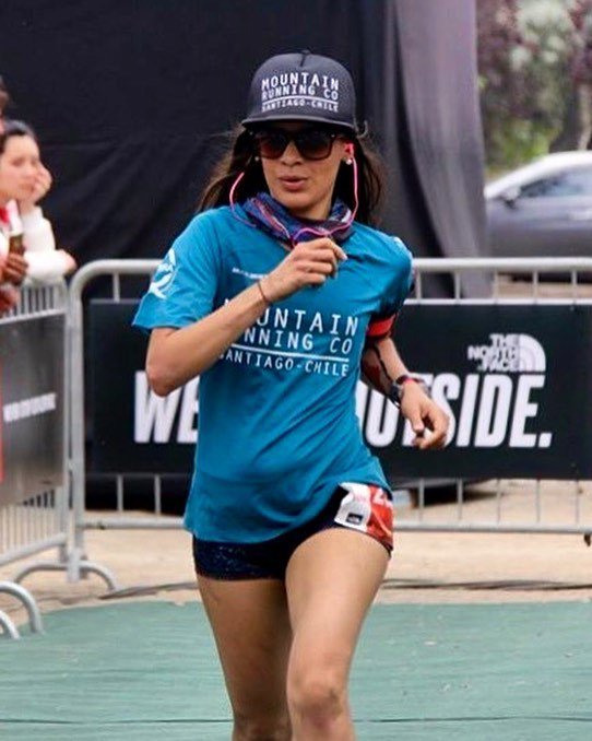stgomrco's tweet photo. Rematamos la semana con este gran recuerdo del #ec10k de Alejandra Rivero acá @nutricionen… https://t.co/p7HthjKnDE https://t.co/nqrmhTBQzD