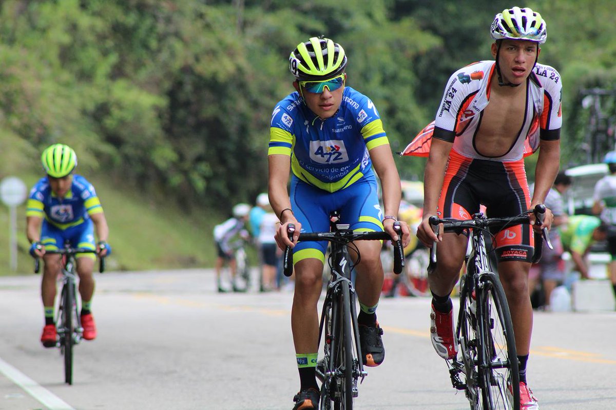 Algunas imágenes de la llegada de nuestros corredores, luego de una dura segunda etapa de #VPorvenir aún estamos en la pelea #vamosportodo