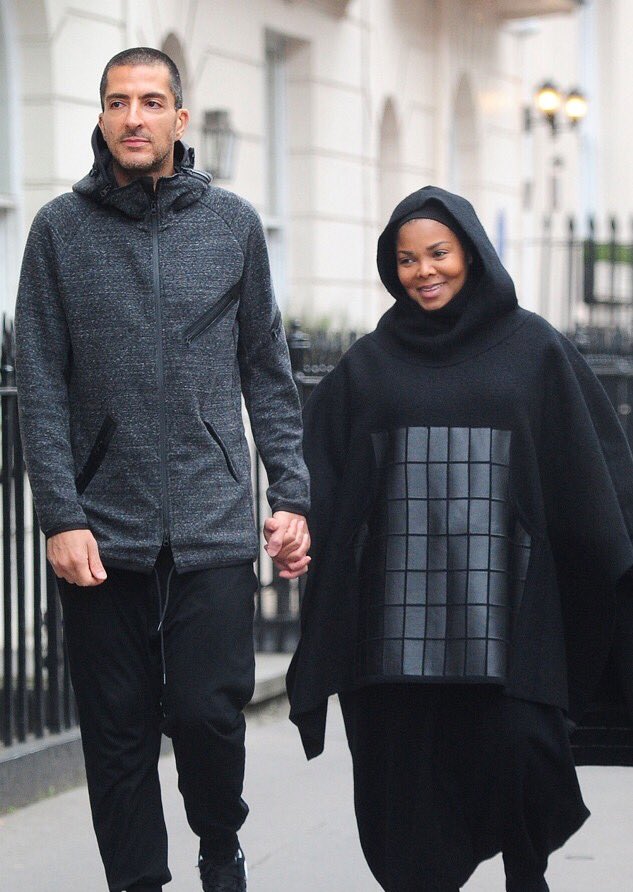 JanetJacksonUS's tweet photo. Look how happy they look! #ProudParents @JanetJackson taking some time out in #London https://t.co/MsfZ59WcYp