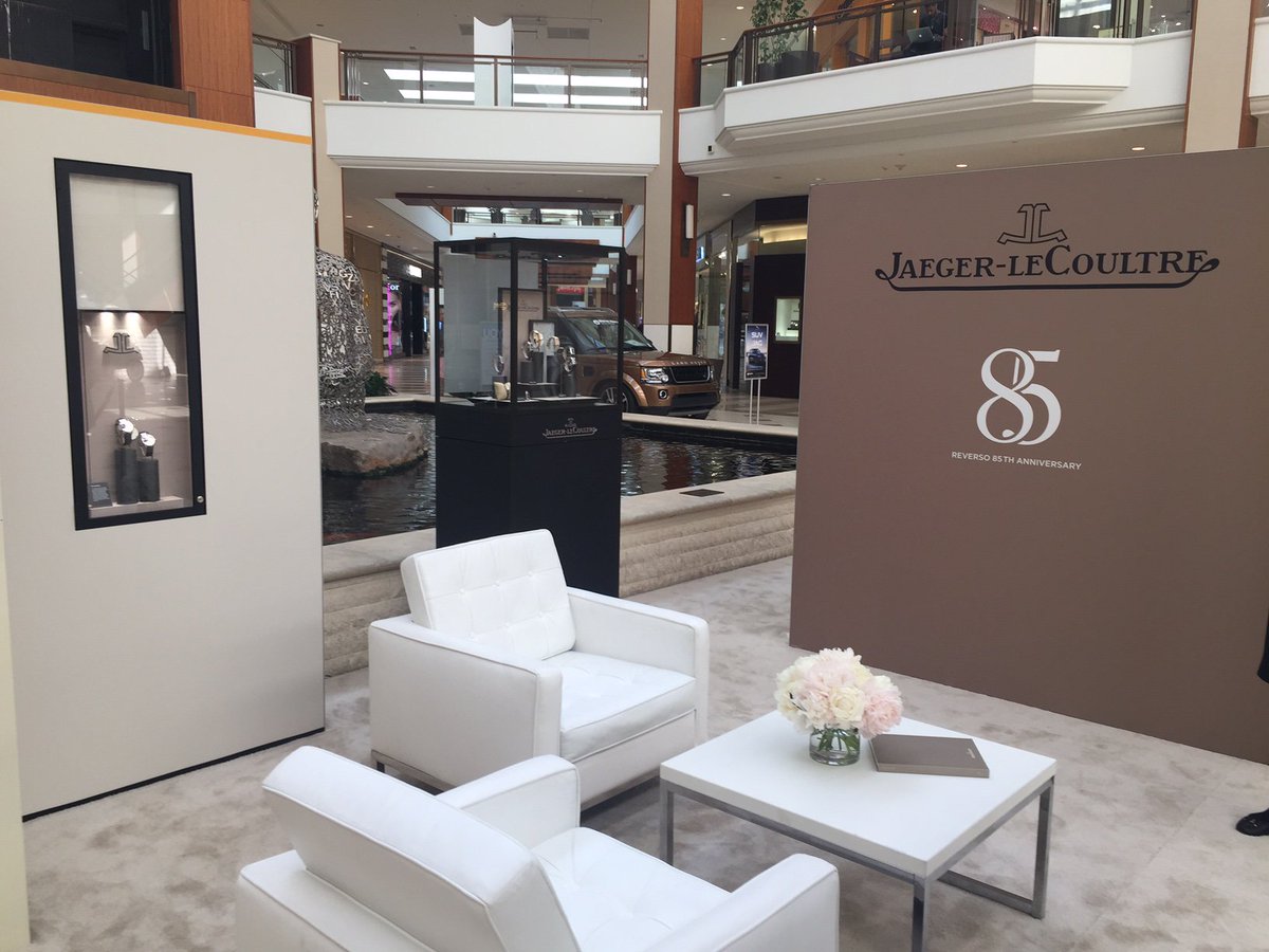 AventuraMall's tweet photo. Join us as we celebrate 85 years of the iconic @jaegerlecoultre Reverso in center court until Oct 23rd. #Reverso85 #MyReverso https://t.co/pSFuv10eWL