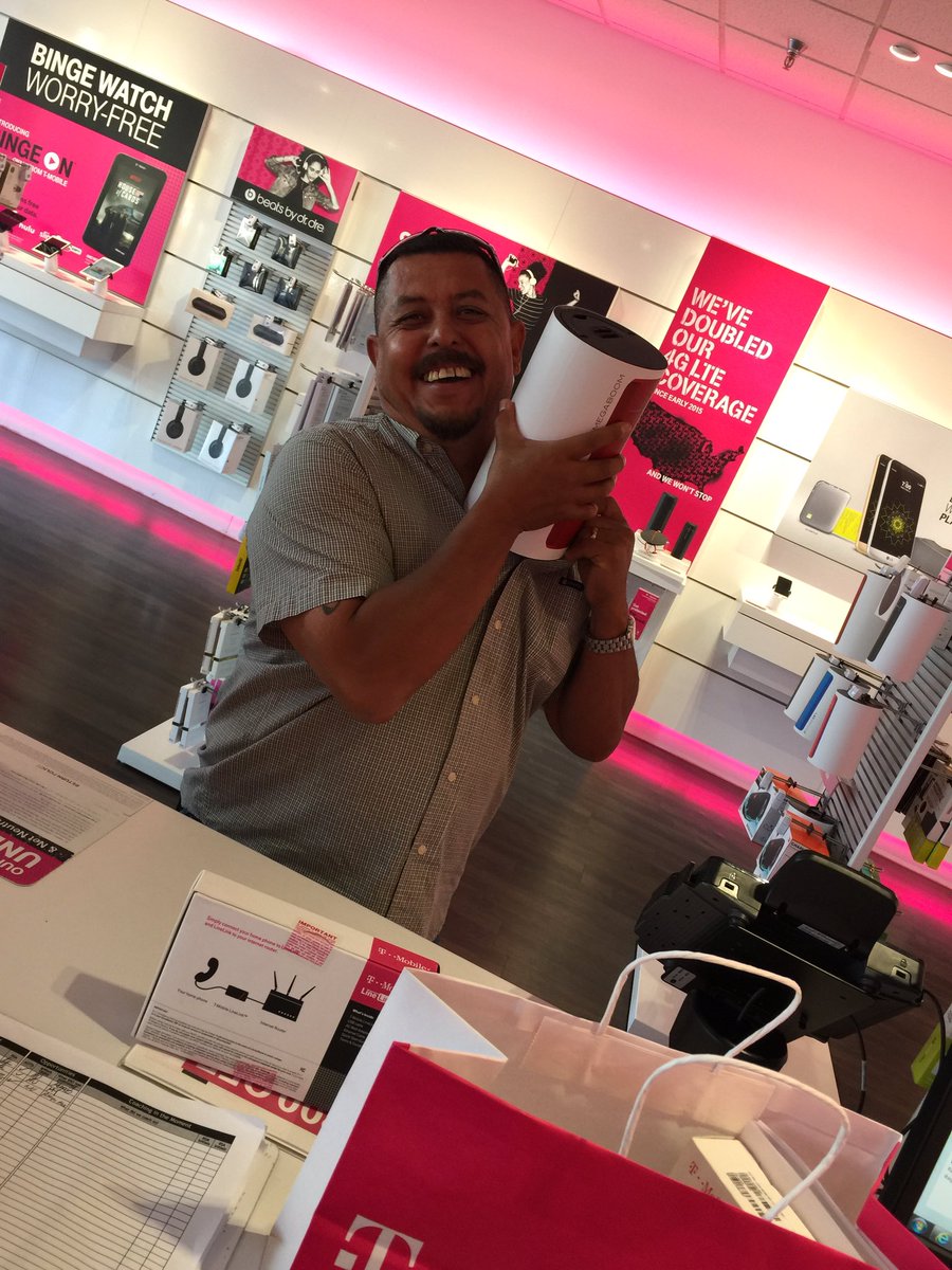 Mpadill45's tweet photo. @nazarma @isaac2691  I have one happy customer.  Left with a mega boom. https://t.co/kVzSJ8UjaU