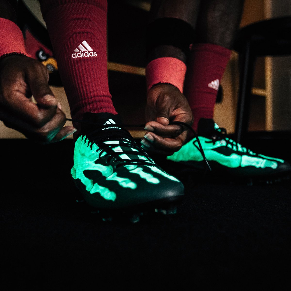 ESPN College Football on X: 😱😱😱 Louisville will be rocking these 🔥  glow in the dark cleats for tomorrow's game versus NC State. (via  @adidasFballUS)  / X