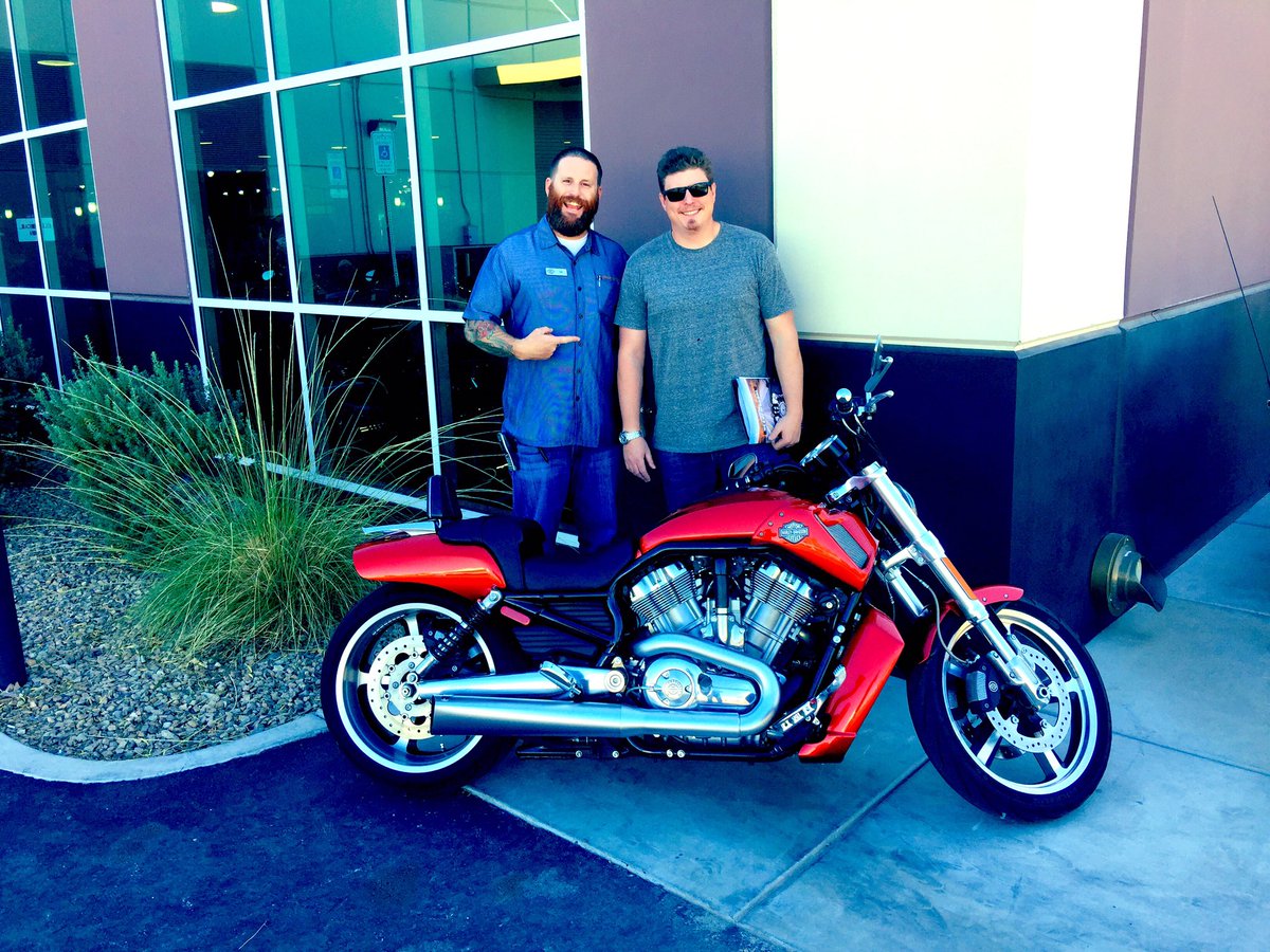 HendersonHD's tweet photo. Congrats to James on his first #Harley, a #VRSCF Muscle! Welcome to the HendersonHD family! #vrod #vrodmuscle #harleydavidson https://t.co/8eFSqNQ1F4