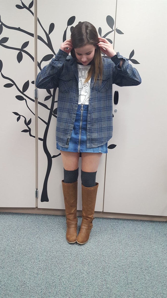TrhsFashion's tweet photo. Fashion Feature this week! Fall is rolling in!!! 🍁🍂🍁🍂 https://t.co/mdGgQeLmwj