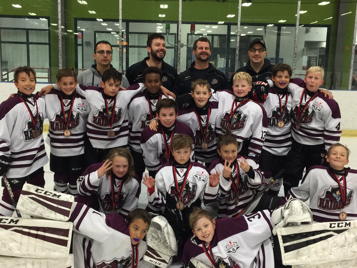 Dynamite_Cup's tweet photo. Seven Oaks Raiders 10A1 win bronze! https://t.co/Auz4M6xiAK