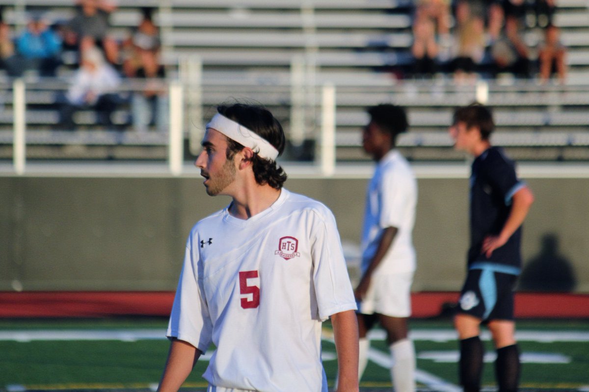 TimothyGaffney's tweet photo. Class gesture by Derby boys soccer that will not soon be forgotten by Friscia Family. https://t.co/CTaEQ8bsUI https://t.co/5x5RMTNFoY