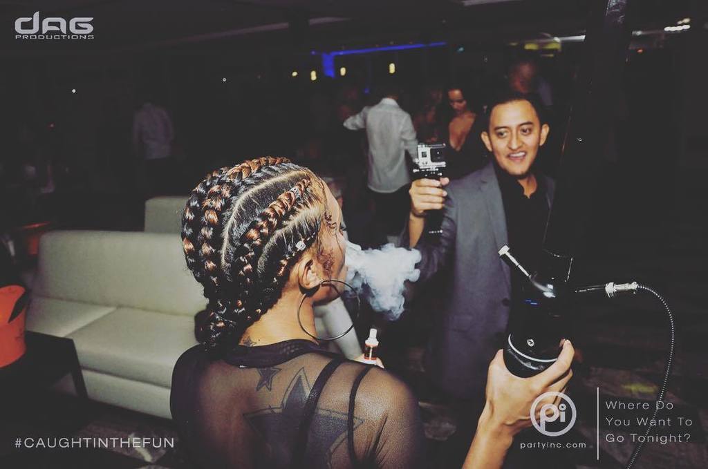 GoodLifeMiami's tweet photo. Caught in action 📷#caughtinthefun #nevernotworking #fb #goodlifemiami https://t.co/OlxgmndQoD https://t.co/J0GO0a2HcI