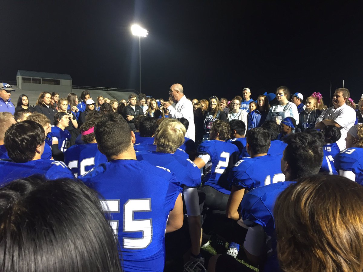 WeatherfordISD's tweet photo. Roos win! Roos defeat Haltom 39-24! #roopride https://t.co/jpm27yroJh