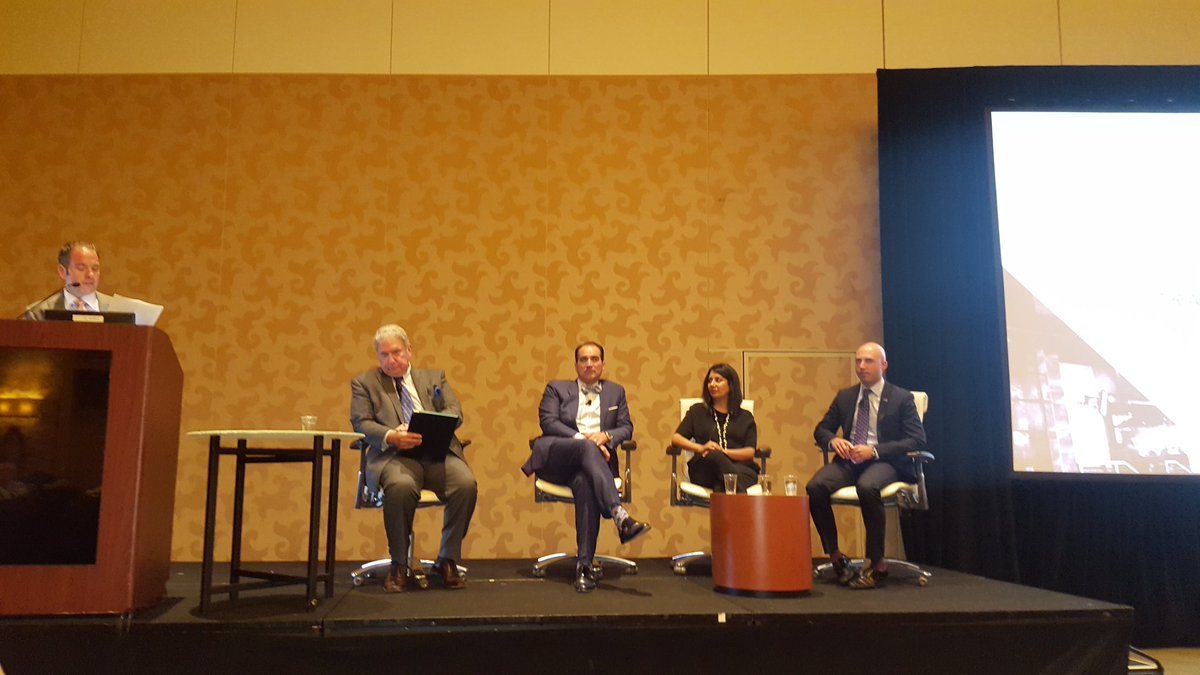 Irem77VA's tweet photo. Mixing it up Seminar  #IREM77SanDiego #IREM2016 #IREMLive https://t.co/KYhfu6Awxu