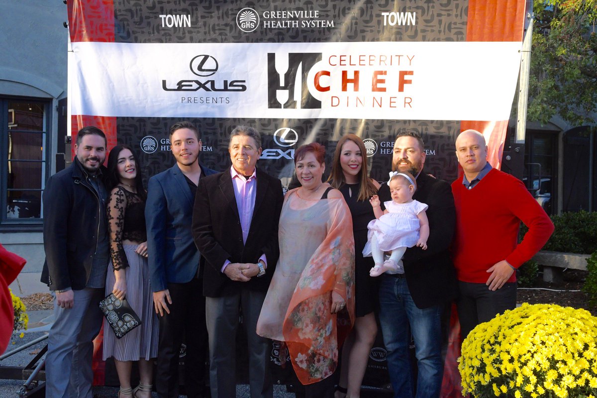 It's a #HincapieFamily affair tonight at the #celebritychefdinner <a href="/richhincapie/">Rich Hincapie</a> <a href="/ghincapie/">ghincapie</a>