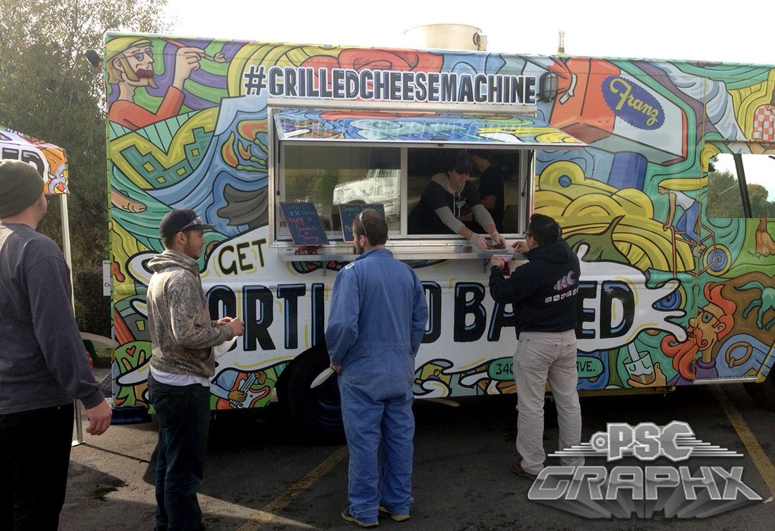 PSCgraphx's tweet photo. @FranzBakery came out with their #PDXBAKED #GRILLEDCHEESEMACHINE and fed us! Yes!!

#FeelingAppreciated #TodayWasAGoodDay #Supportland #pdx https://t.co/p0laUqyKcy