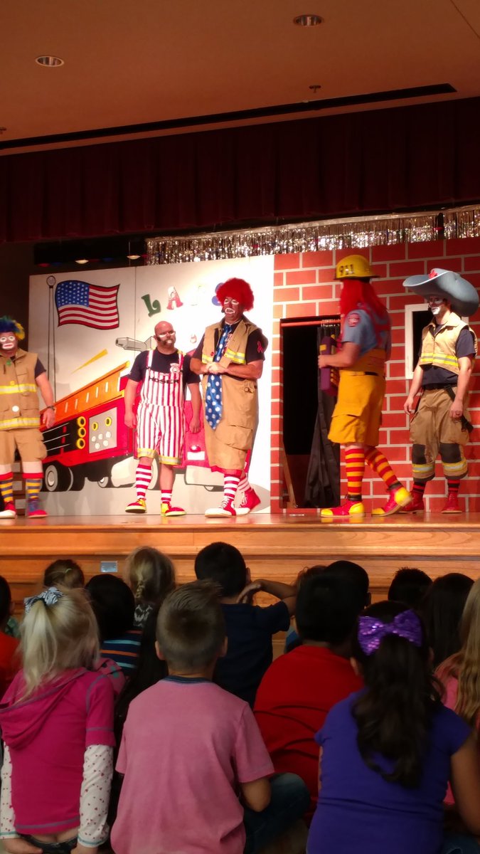 Mrs_Broughton's tweet photo. Fun time learning about fire safety this week! A big thank you to the Saginaw Fire Department https://t.co/aDz9qKC4js