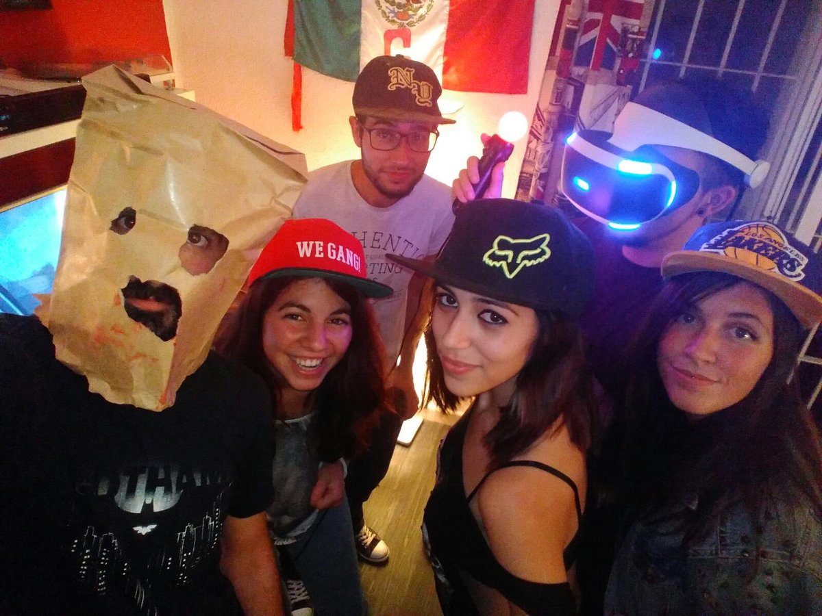 PiterGmusic's tweet photo. Pero.. pero que ha pasado esta noche? https://t.co/cdDltZ6ZKO
