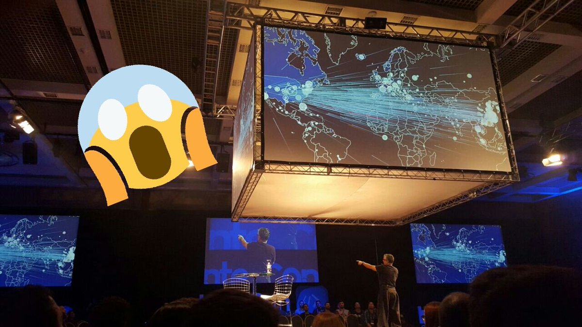 delley_fx's tweet photo. DDoS Attack #intercon2016 https://t.co/yEb7Hu1xIb