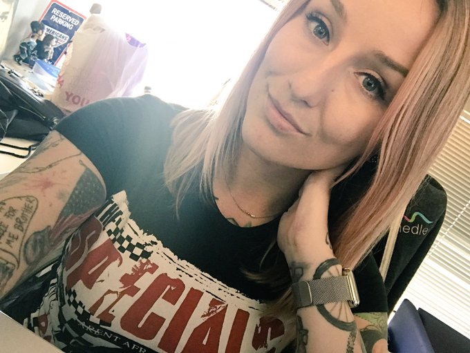 Hello weekend. We meet again. https://t.co/V9ind9IW5j<a href="/tag/badreligion"class="tags"><span>#badreligion</span></a><a href="/tag/folsomstreetfair"class="tags"><span>#folsomstreetfair</span></a>