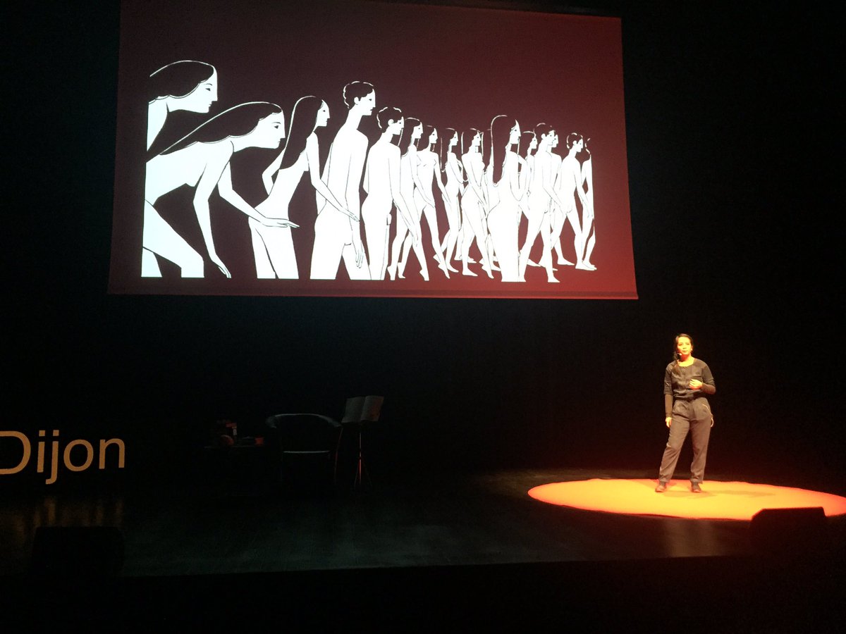 NathalieBcoulet's tweet photo. #TEDxDijon entendre @RenMarietta ❣️nous raconter l histoire de Phallaina #❣️BD https://t.co/ma8WDt5jY5