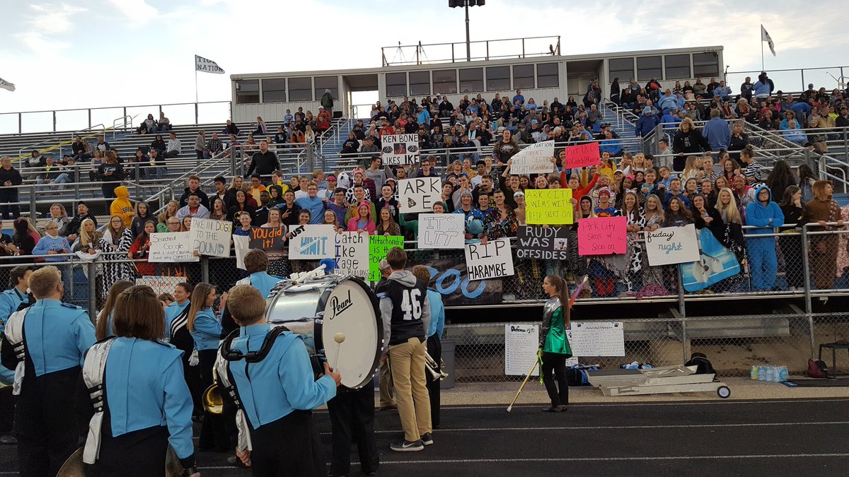 EHSZooCrew's tweet photo. EHS ready to vs Ark City @CatchItKansas https://t.co/AXwj2soe3H