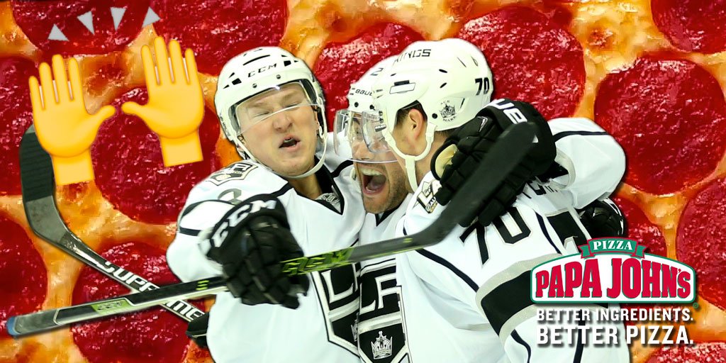 An #LAKings win yesterday means... 🍕🍕🍕 Use code "KINGS" to get 50% off @PapaJohnsSoCal. #HappyFriday https://t.co/ro74g7CBRi
