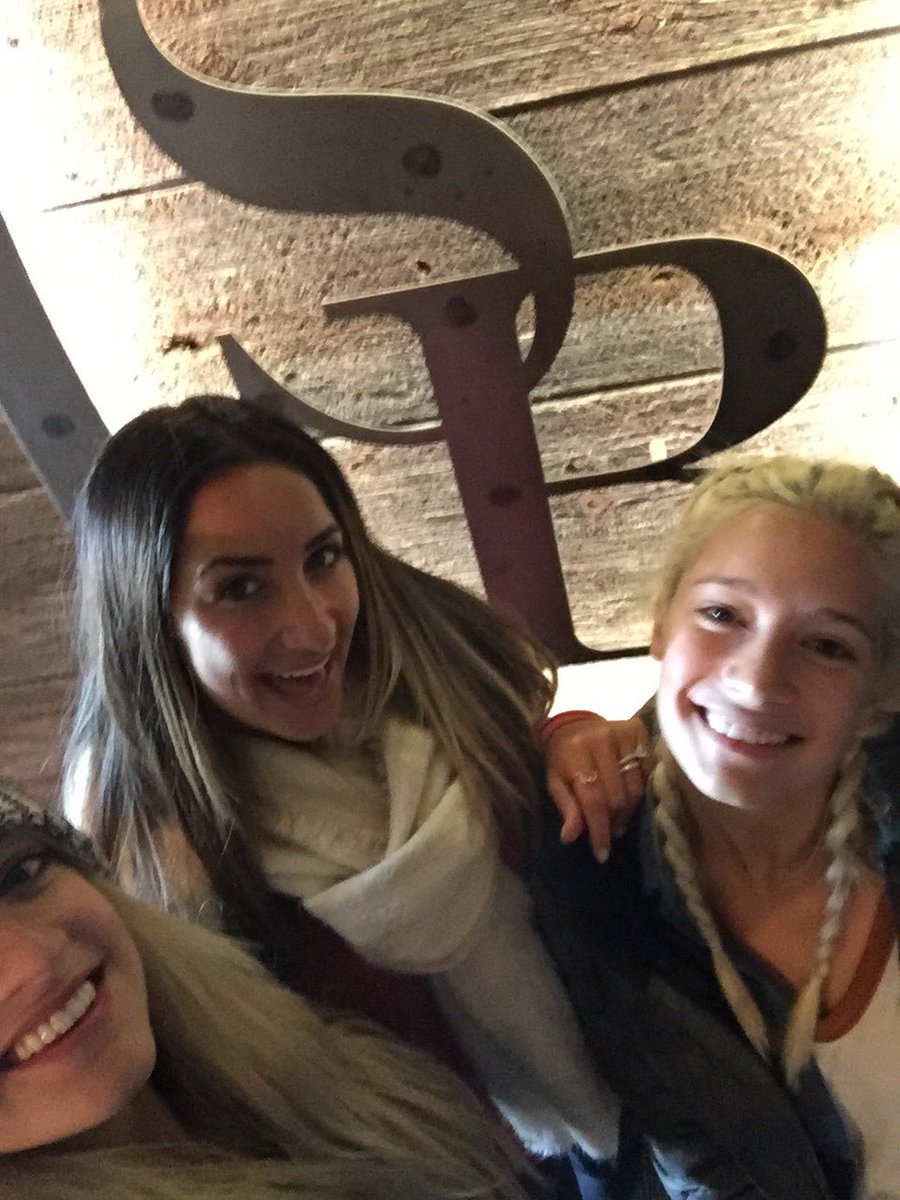 Whats up Lincoln, Nebraska!!!?!!  We're here at <a href="/TheSingleBarrel/">The Single Barrel</a> and ready to RAWK. Doors open at 8 we go on at 9 &amp; <a href="/Michaelraymusic/">Michael Ray</a> at 10!