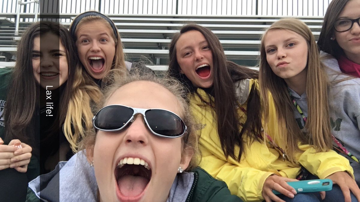 abby_mo30's tweet photo. Happy birthday addie!!! Love ya lots, love lunch too😂 hope you had a great day💕💞💕🎈🎈 #flinger3000 #ginganinga @addiebusbyy https://t.co/N9YJGcTYin