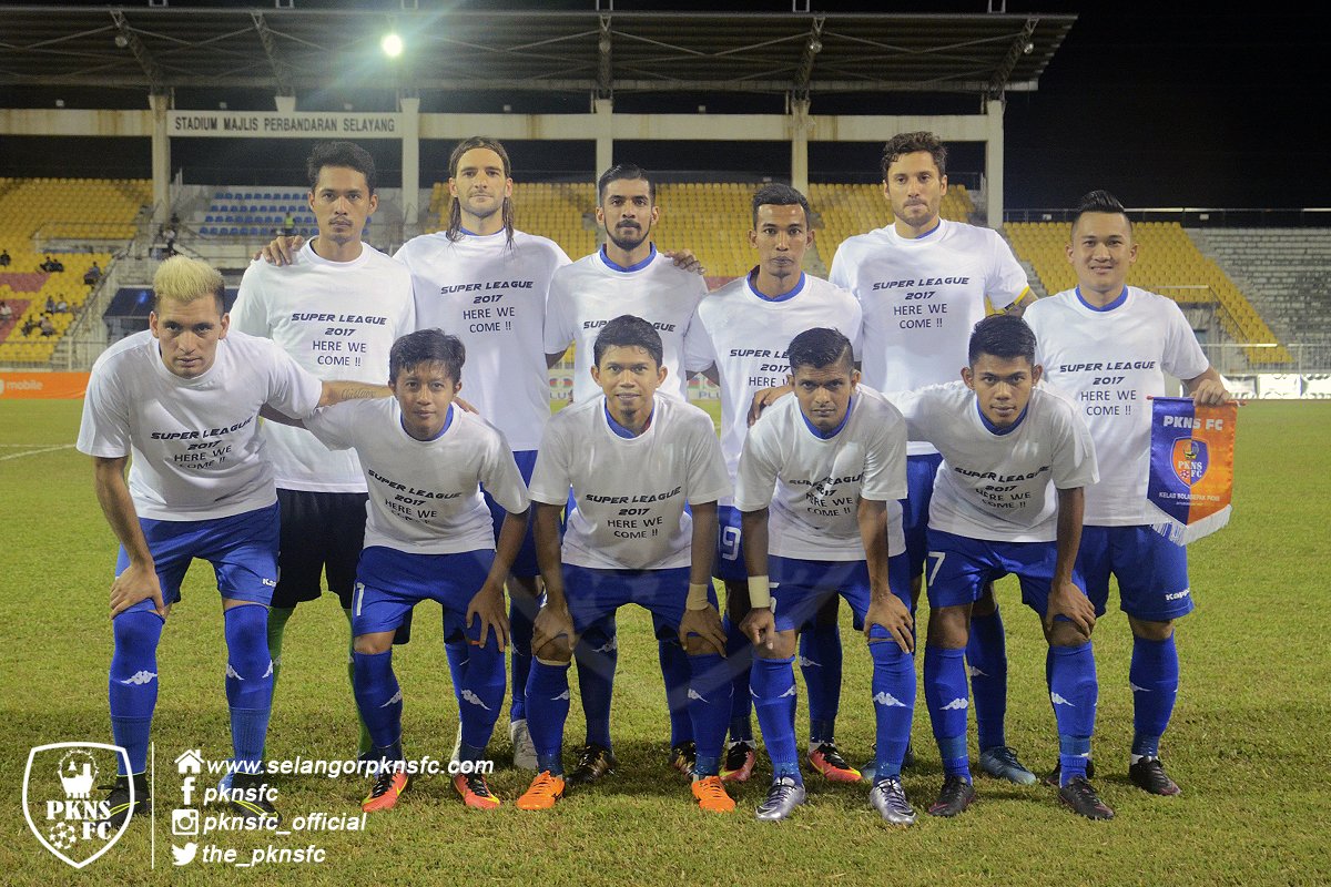 the_pknsfc's tweet photo. [1] Rangkuman aksi 100PLUS Liga Premier Malaysia antara pasukan PKNS FC dan Kuala Lumpur FA. PKNS FC menang dengan keputusan 2-0. https://t.co/nhLuzNPBy0