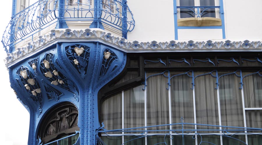 フランス大使館 Na Twitteru フランスの風景 デザイナー 建築家 のジャン プルーヴェはフランス北東部 ナンシーの出身です 市内には見事なアール ヌーヴォー建築や 世界遺産に登録されているスタニスラス広場などがあります 1973年から石川県金沢市と姉妹都市