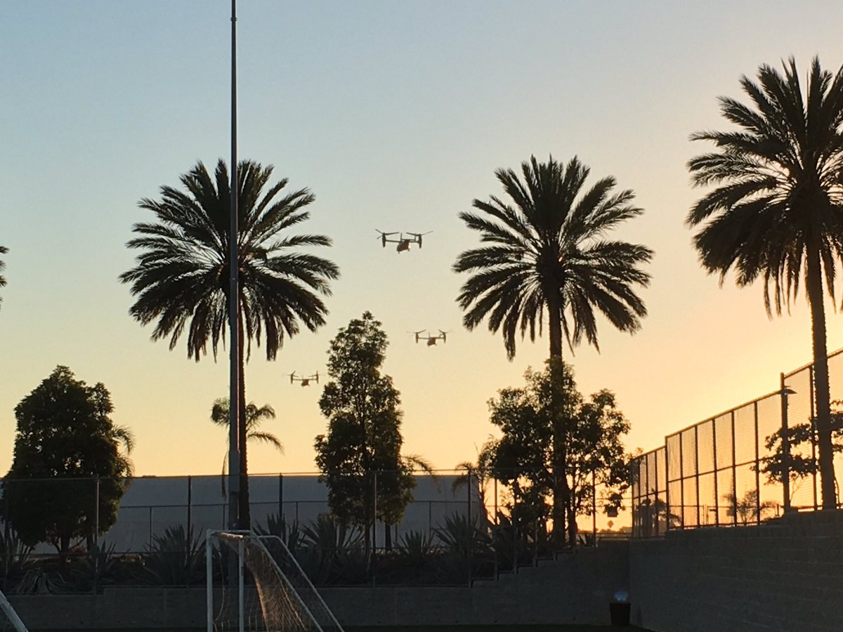 elliottlee's tweet photo. Presidential helicopters just flew by at Santa Monica Airport https://t.co/3bqLHG8xEM