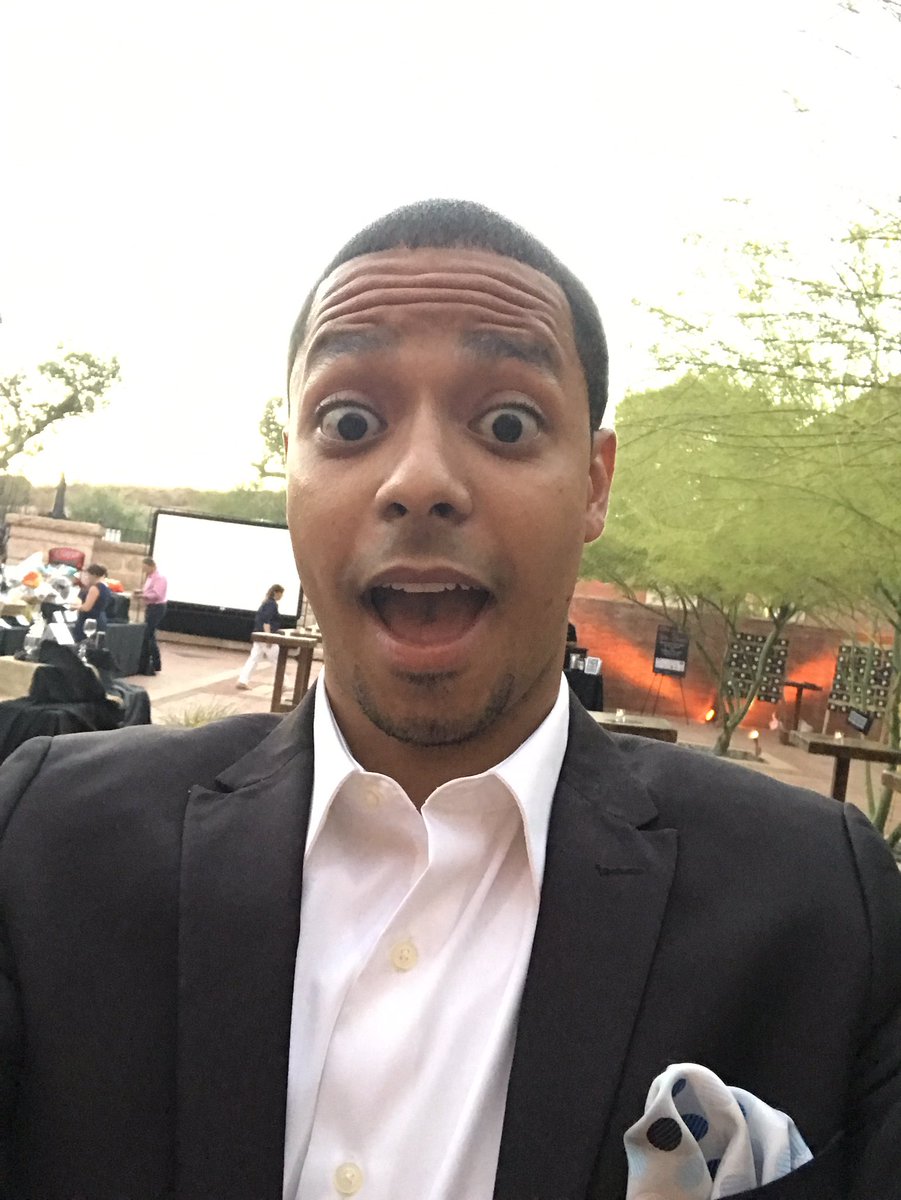 JevinSpeaks's tweet photo. Excited to get the #TempeFirstCrush event kicked off with @coreywoodstempe!! #LiveExtravagant https://t.co/DoLo6LspS1