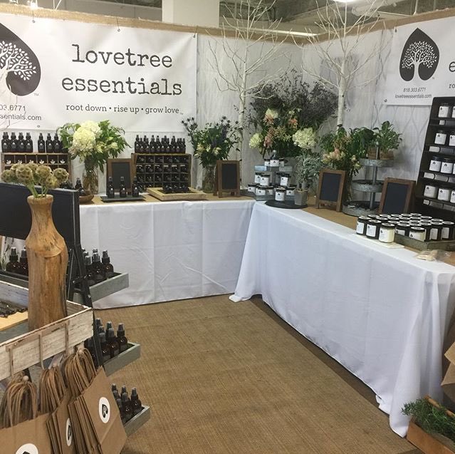 lovetree_essent's tweet photo. All we need is YOU! All set up for #artisanallafallshow this weekend! #soexcited #showmuchfun Come by and say hi! https://t.co/iEMP9k6f3l
