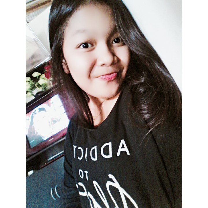 DheaGinting5's tweet photo. Salume? Satu lubangg rame rame :v https://t.co/5YLWD1woIX