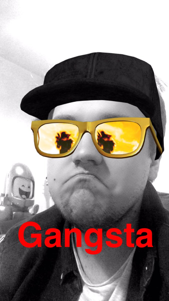 Jedlar's tweet photo. When you say 'tutty bye' instead of 'cya' because of refuse related panic.
#bingirl https://t.co/UPbEzMelpa