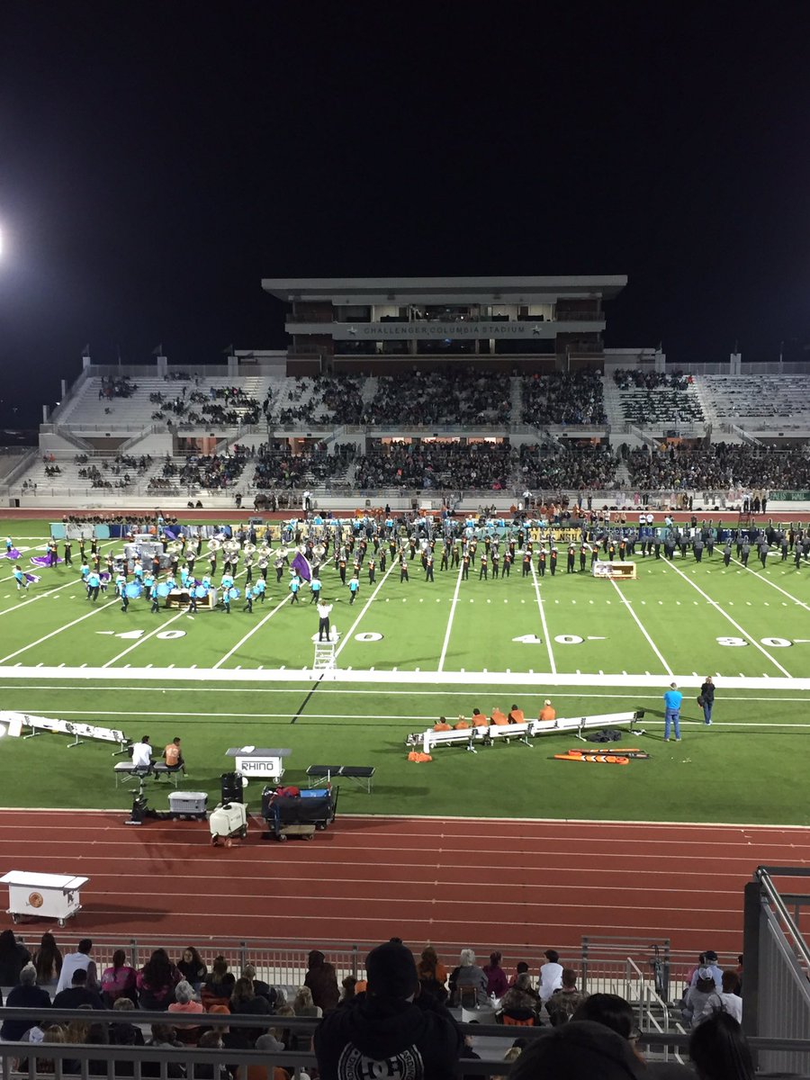 AlvinHSJackets's tweet photo. Best Halftime Show Around! #jacketband https://t.co/IGR27d1bYo