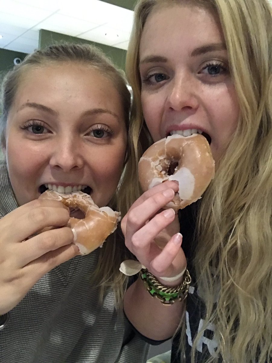 CreateAthonUSC's tweet image. The donuts were a sweet treat! Thank you @atannerUSC #CreateAthonUSC