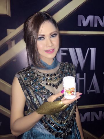 VeronikaEtty's tweet photo. Ud Makin banyak artis yg Minum FRUTABLEND, RAHASIA KULIT CANTIK +BONUS SEHAT INFO ORDER SMS/WA 081310748746 BBM:5F4B369C https://t.co/caWEljwagV